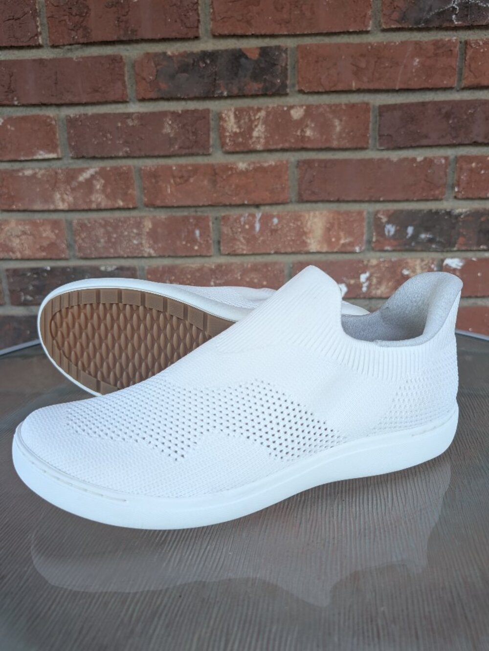 Women's Clarks Nalle Step White Slip On Shoes Size 10